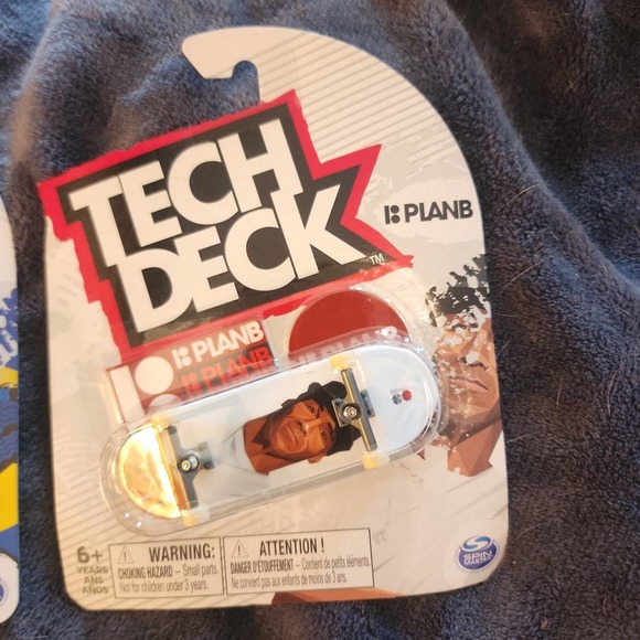 Lot of 2 Tech Deck Blind & |: PlanB Finger Skate Board - Picture 3 of 4